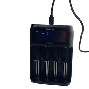 4-Channel Universal Fast Battery Charger with LCD