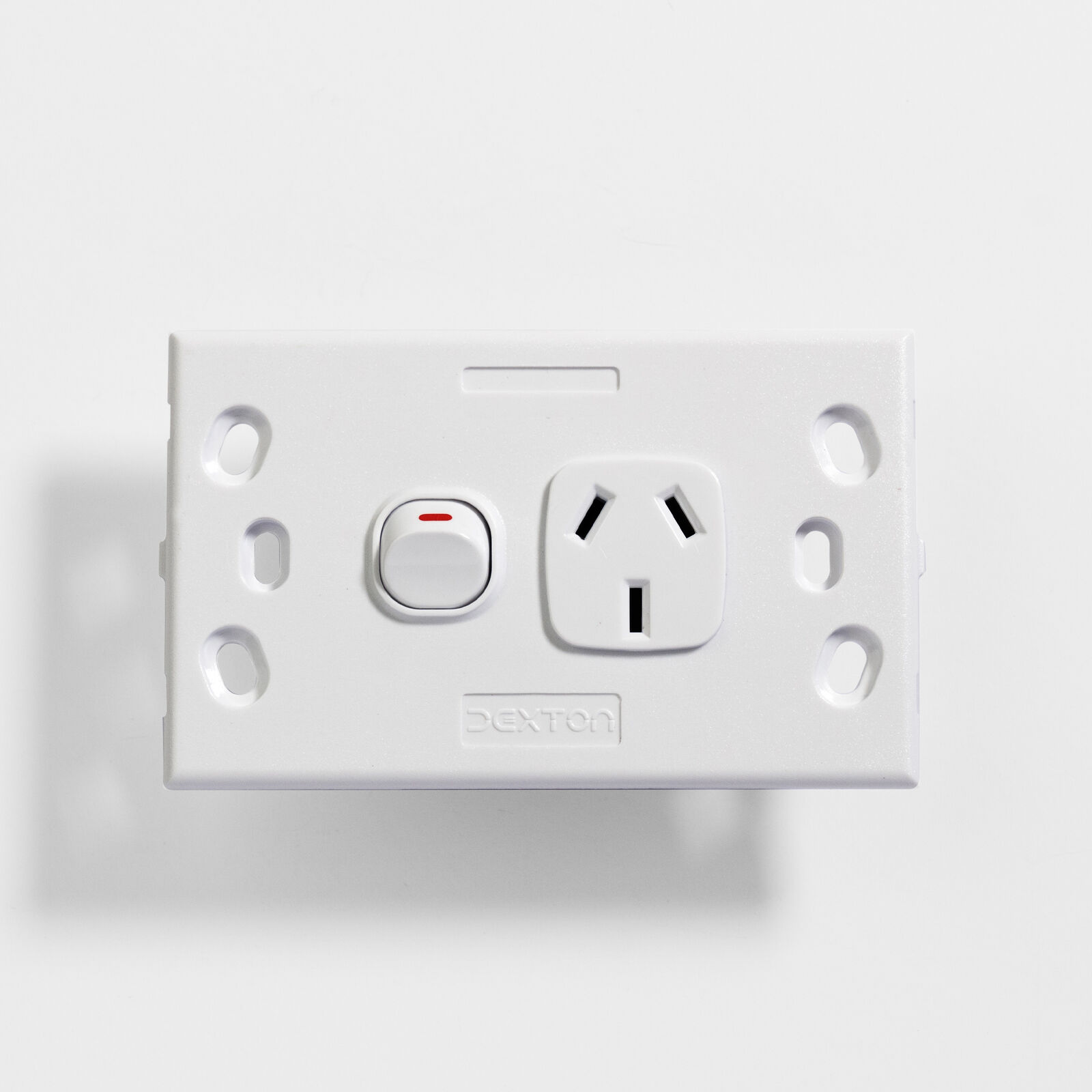 thumbnail image 2 of Eda 25 Amp Single Power Point Outlet – Slim Line GPO, Surface Mount, 1-Gang, 220V AC, Heavy Duty, White, With Rocker Switch 2 of 4