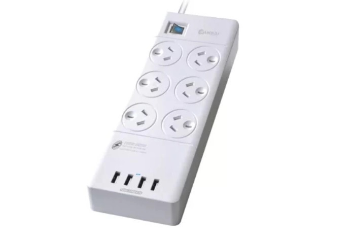 6 Outlet Power Board with 4 USB Charging Ports