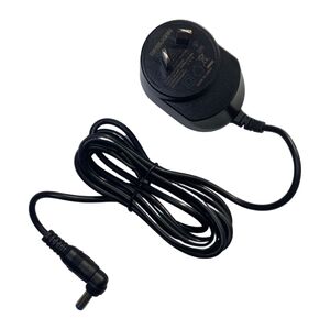 8V DC 1A Power Adapter with interchangeable 2.1 DC Plug